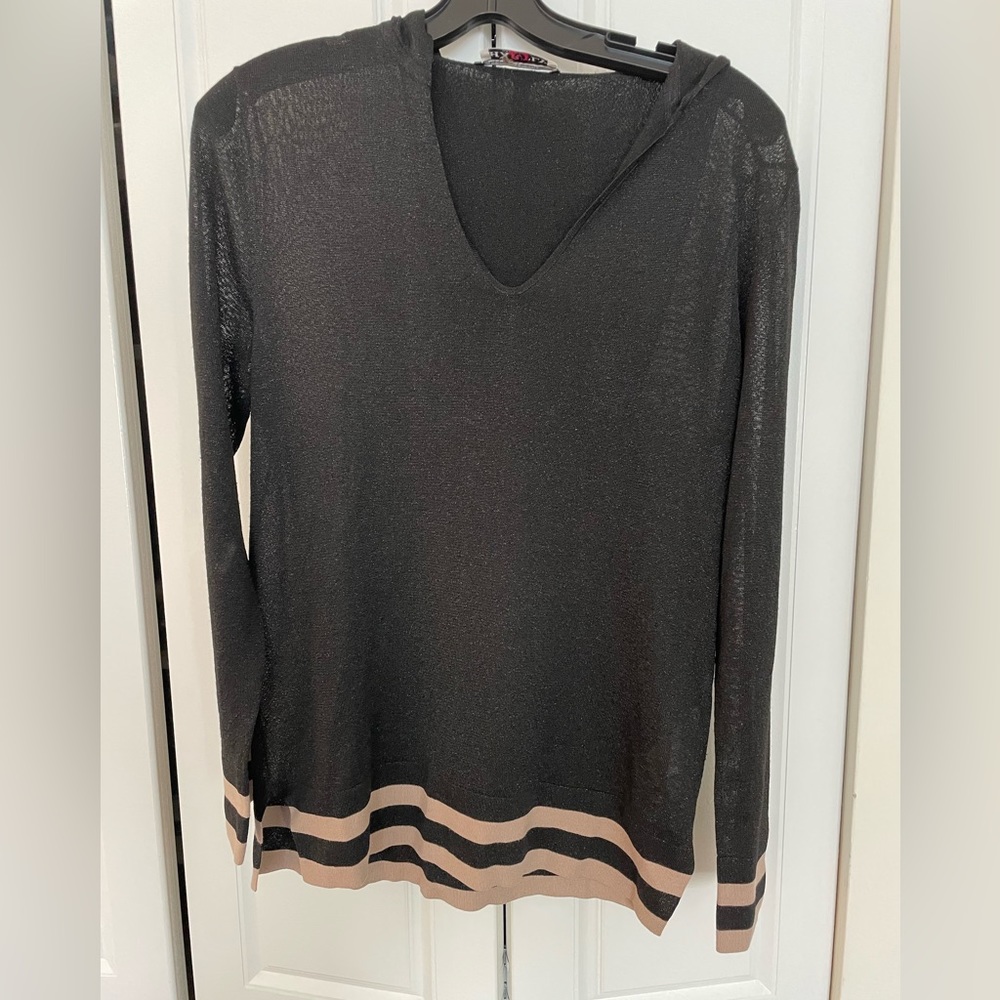 LIKE NEW Luisa Cerano Black Sweater- Size 6